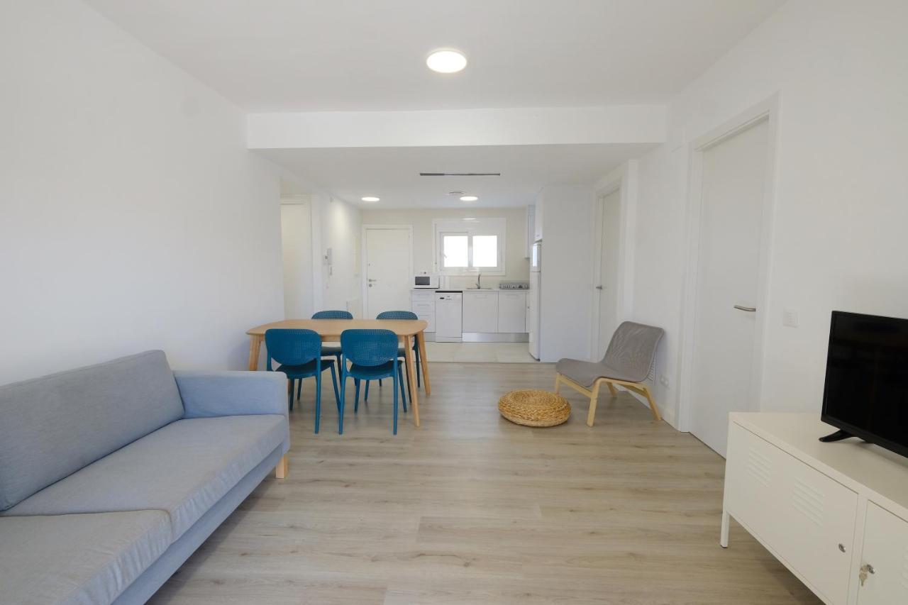 Apartaments Alex Камбрильс Экстерьер фото